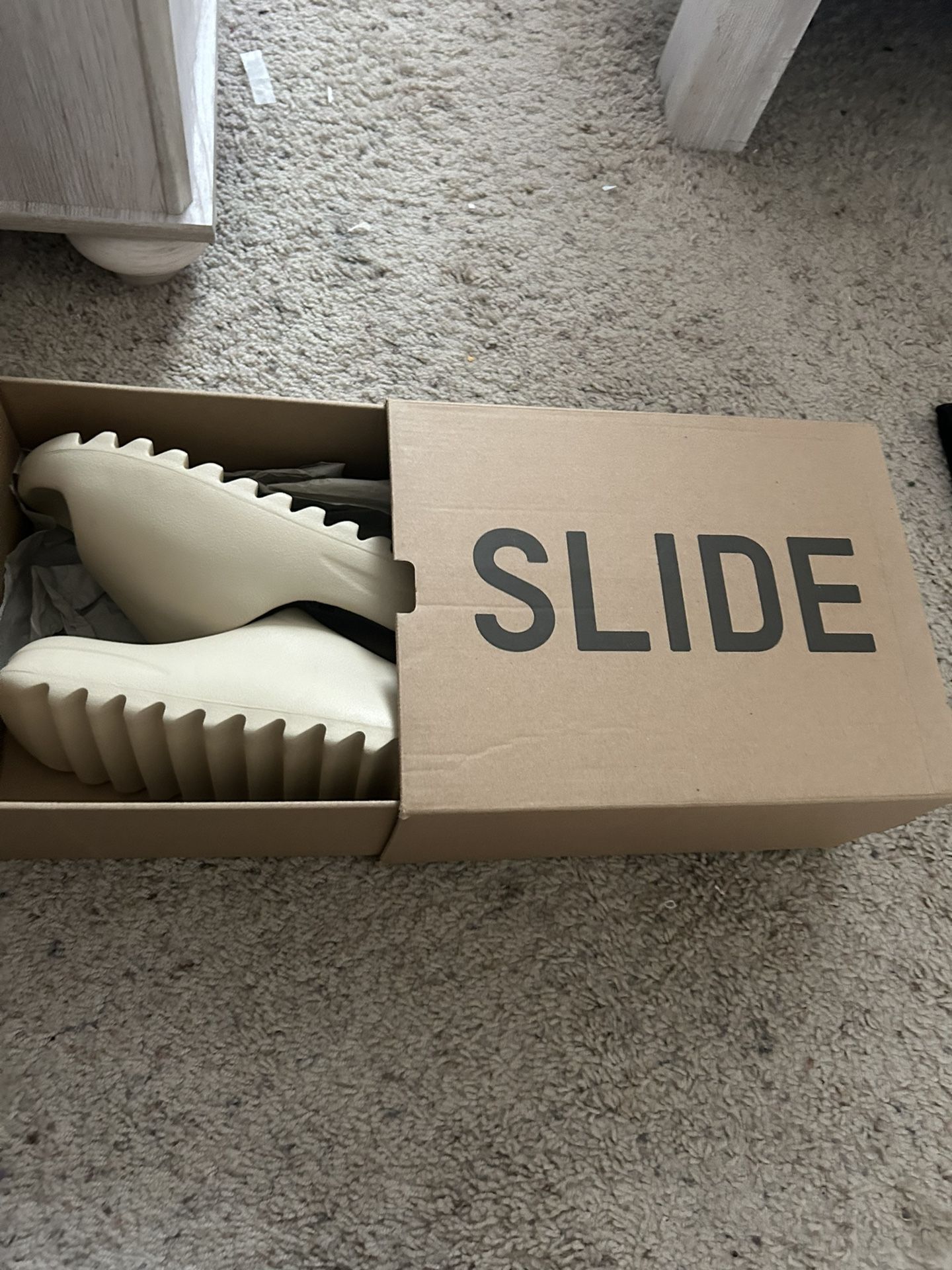 Yezzy Slids