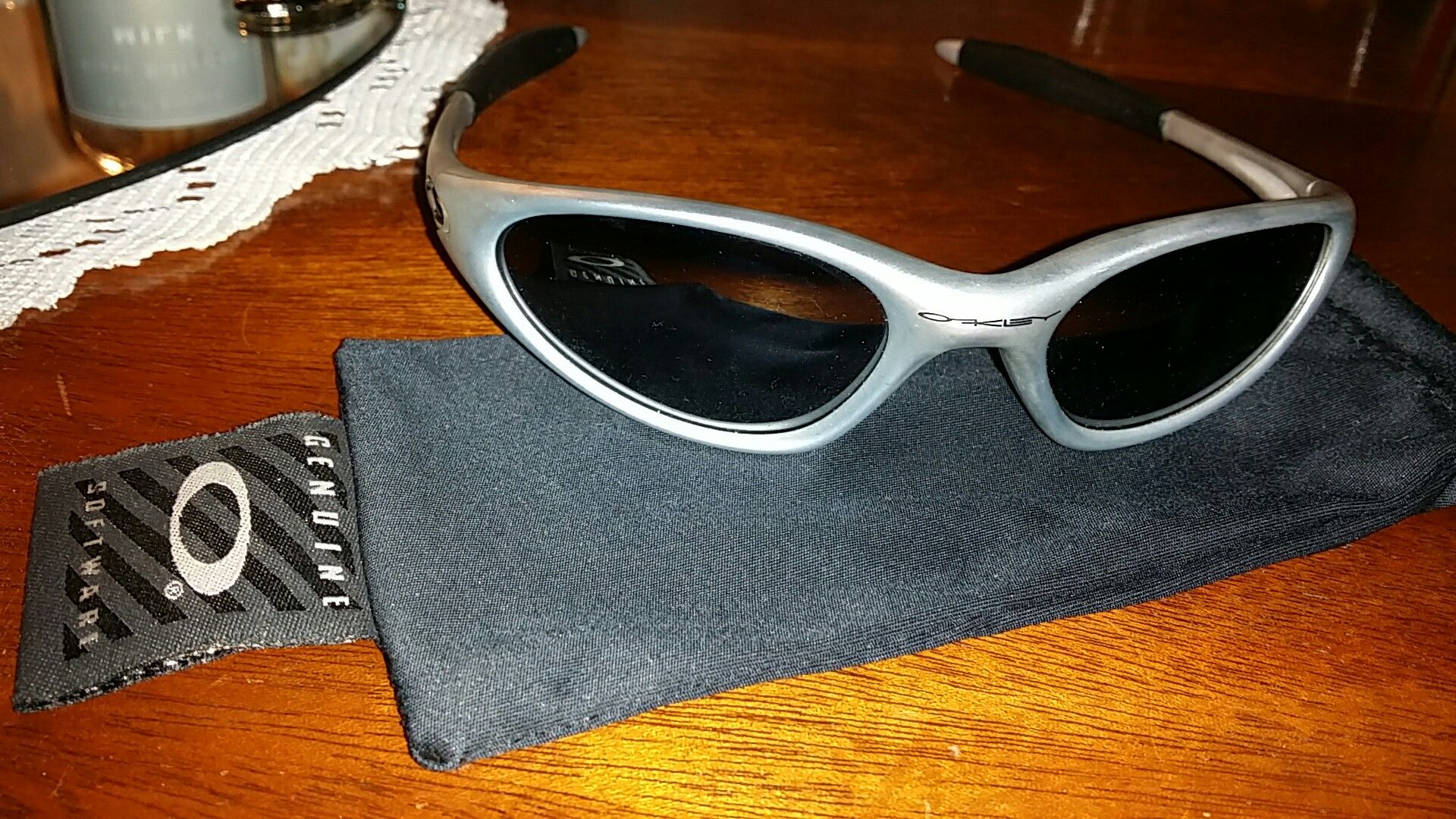 Oakley Minute Sunglasses