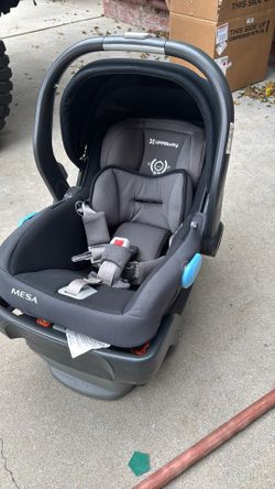 Uppababy Car seat