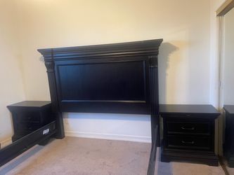 4 - Piece King Bedroom Set