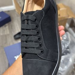 Men’s shoes