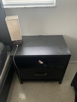 Nightstand 