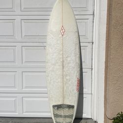 6’5 Nezzy Surfboard