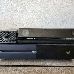 Xbox One Model 1540 500 GB
