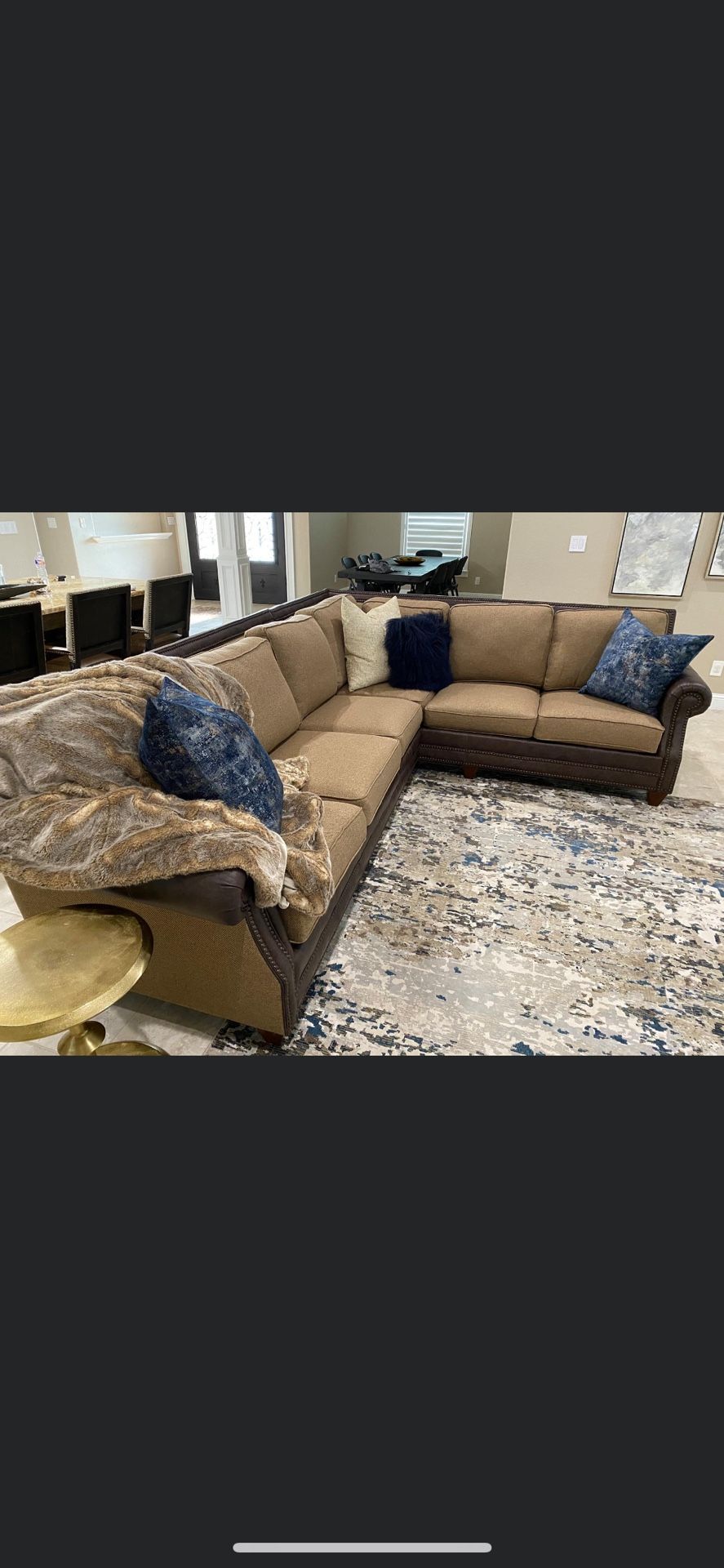 Coyote Candle Company Sectional