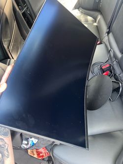 27” Samsung curved 4k monitor