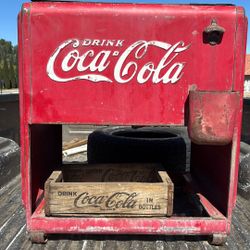 1930s Coca-Cola Ice Cold Standar Ice Cooler 