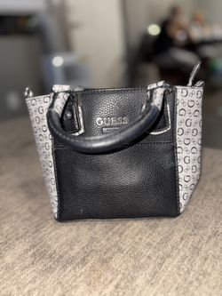 small guess purse 