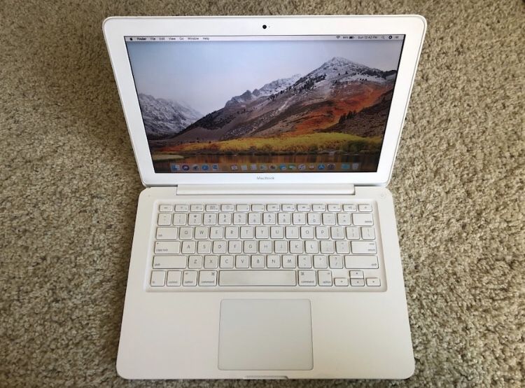 MacBook! 16GB