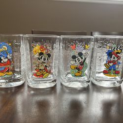 Vintage  Disney 2000 Glass Micky Mouse 