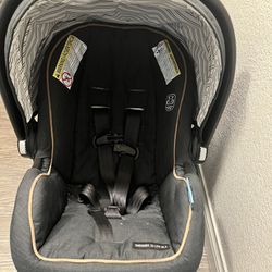 Graco Stroller and Infant Car Seat with Base