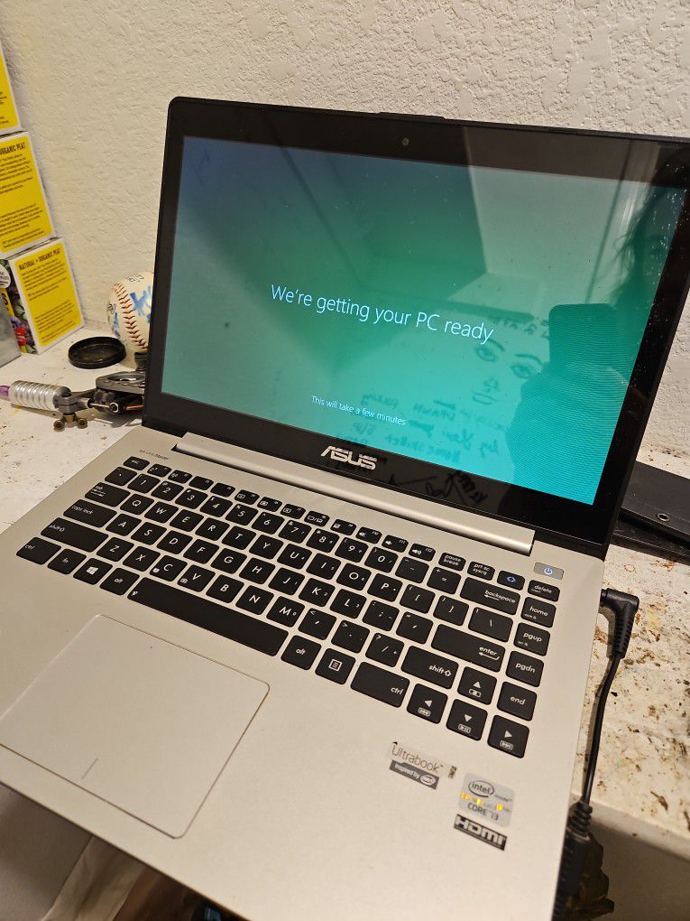 Asus Laptop (READ BIO)