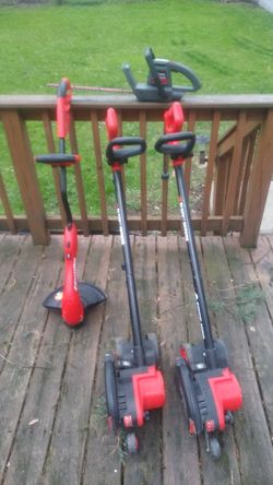 Black and Decker hedger trimmer and bushwacker