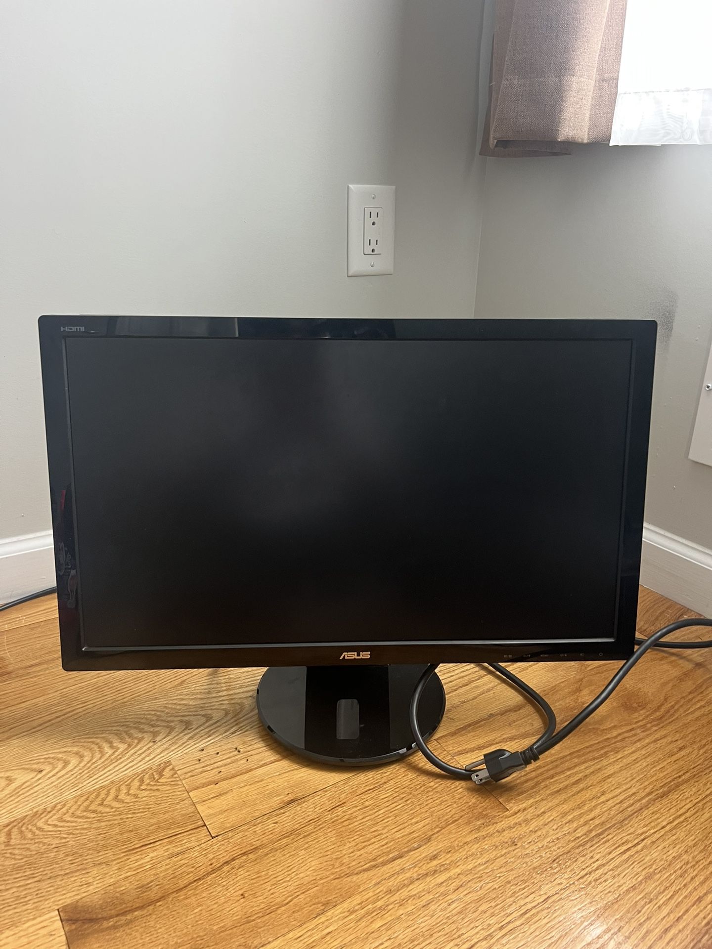 🖥️ ASUS VE247 24” Monitor – $45 (North Bergen, NJ)