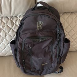 Kyrie backpack black outlet and gold