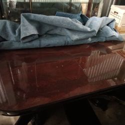 DINNING ROOM TABLE