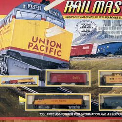 Life-Like HO Scale Union Pacific Train Set