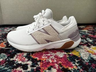 New balance shoes