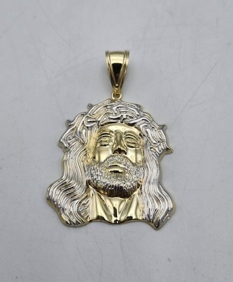 10kt Gold Jesus Pendant 6.8G
