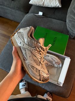 bottega veneta size 43
