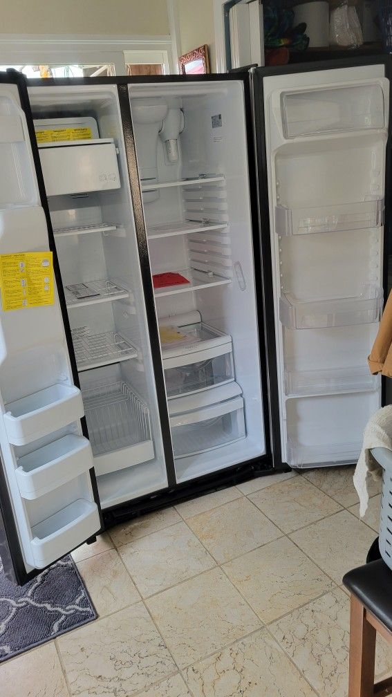 General Electric side by side refrigerator