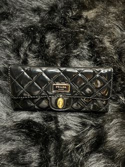 Woman PRADA Wallet 