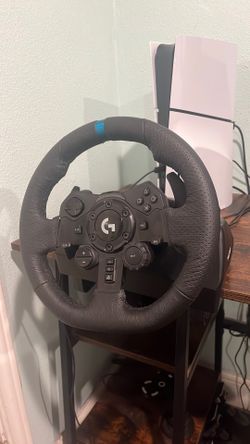 Logitech G923 Racing Wheel and Pedals