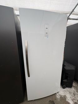 Stand Up Freezer in Stainless Steel 💀