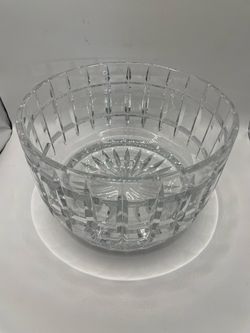 Vintage Cut Crystal Glass Bowl Grid Pattern Starburst Base Centerpiece 8"