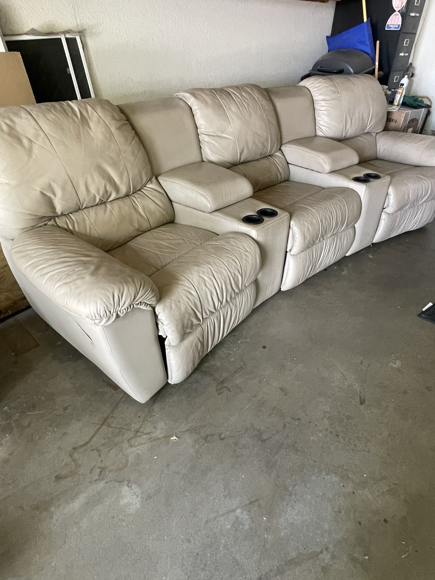 Sofas Recliners