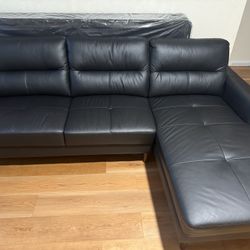 New Black 2 Piece Sofa
