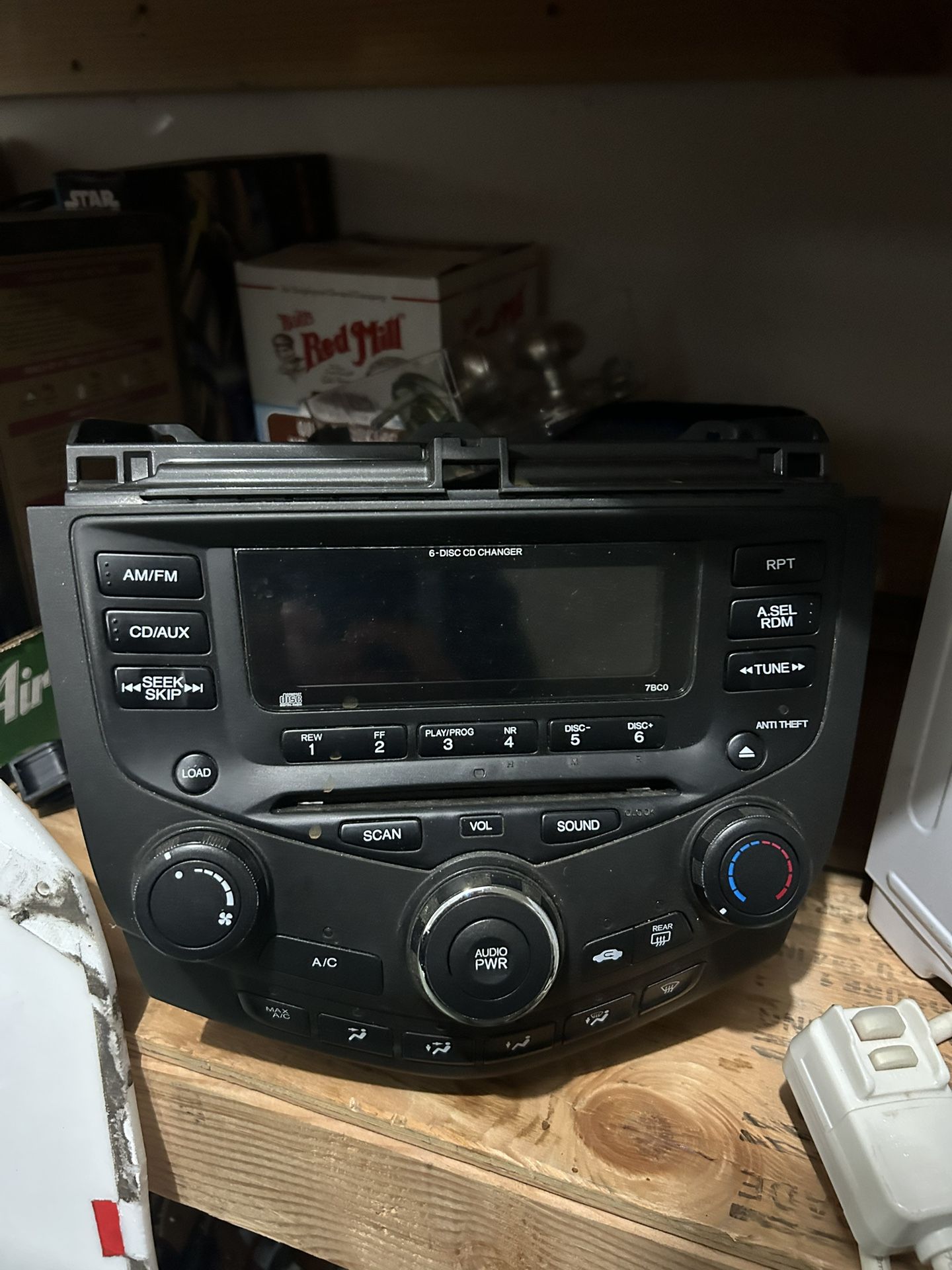 Honda Original Radio