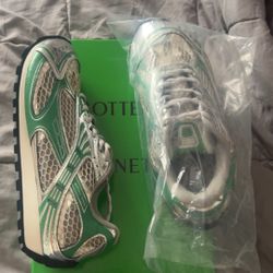 Green Bottega’s, Size 10,10/2