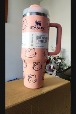 Stanley Cup Hello Kitty