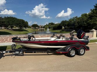 2004 Ranger Bass Boat Comanche 521VX 20FT With A 200HP VMAX