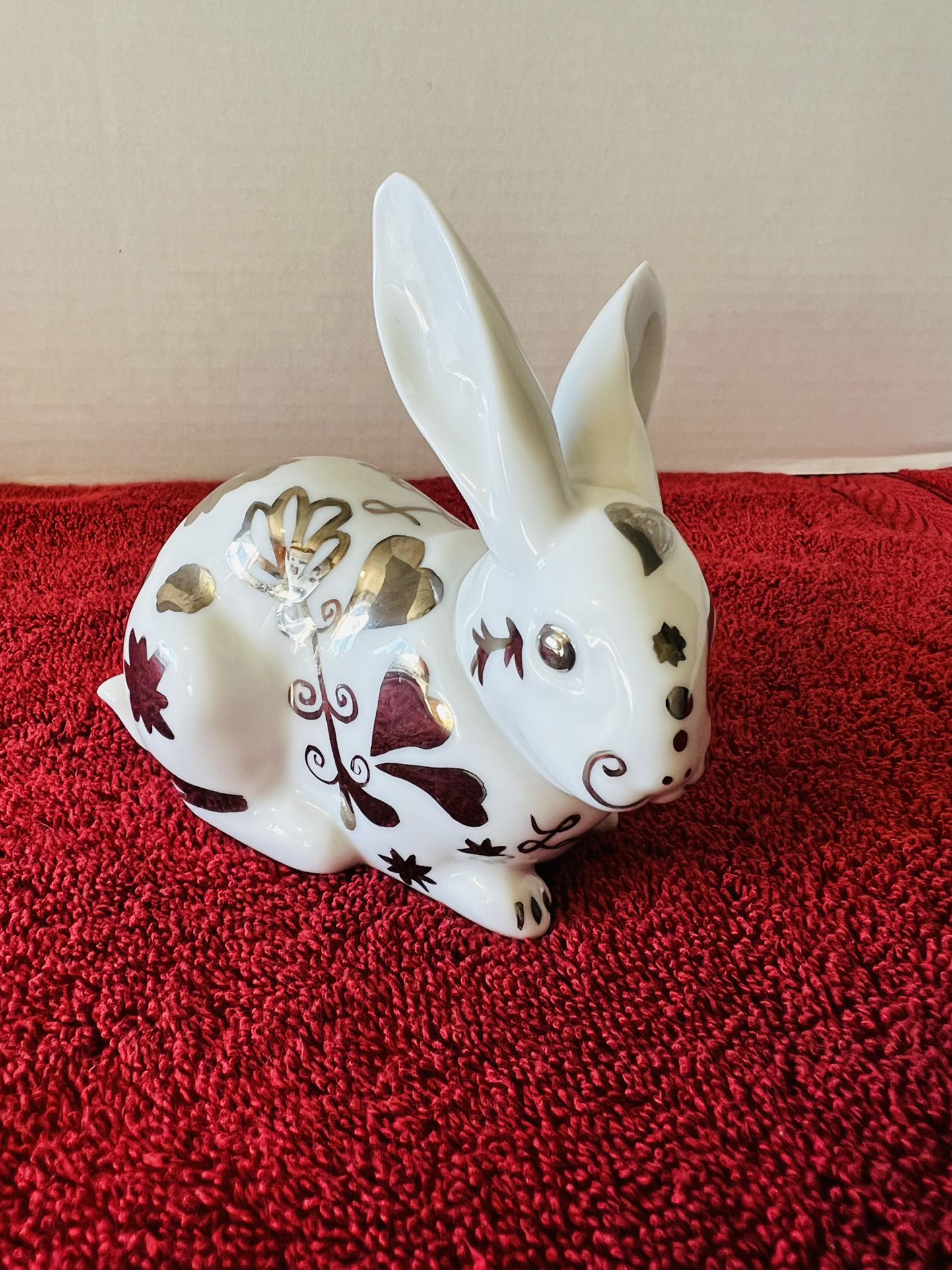 Lladro Attentive Bunny (Re-Deco) Retired Porcelain Figurines With Hand Painted Flowers And Designs