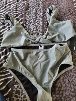 2 piece swim suit