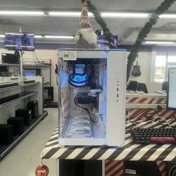 Custom PC (Specs In Desc)