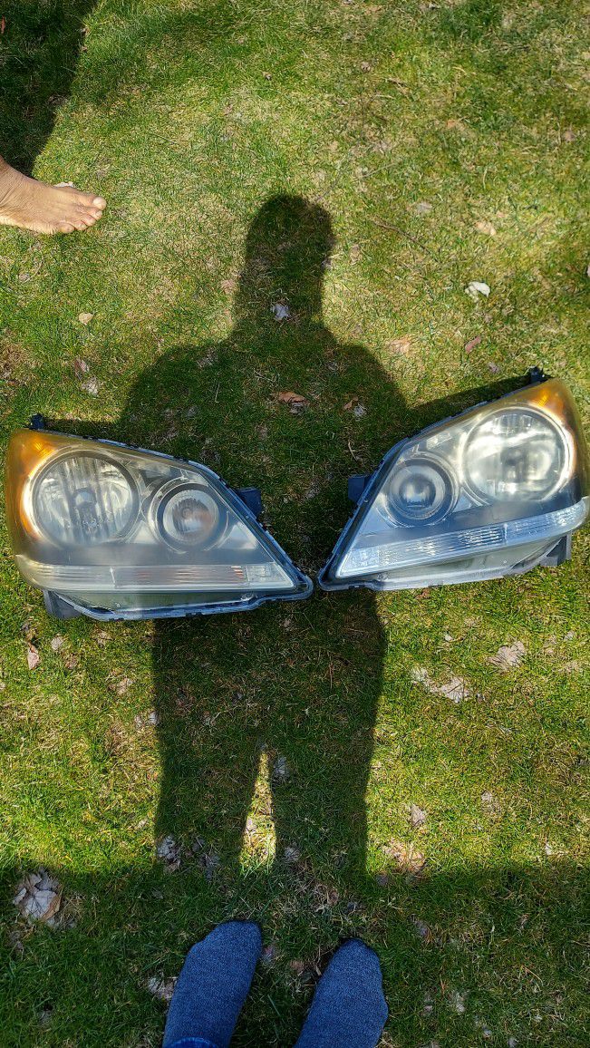 2005- 2010 Honda Odyssey Oem Original Headlights