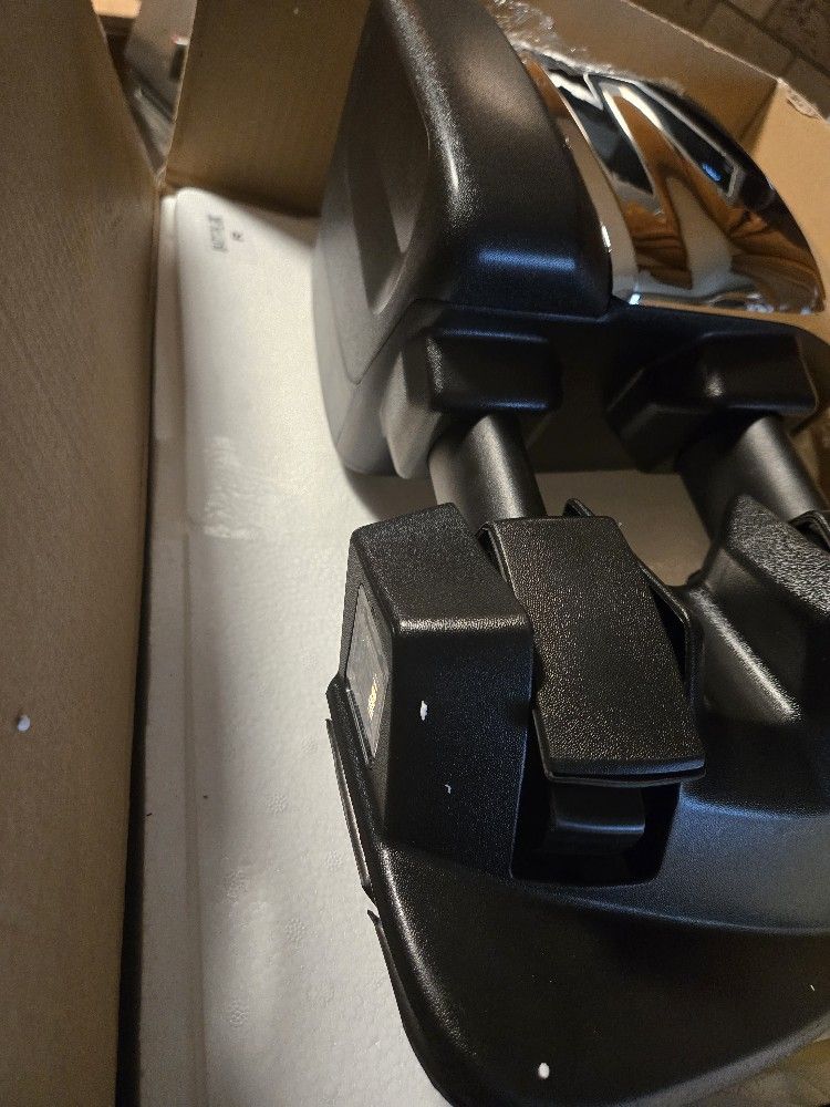 17-21 Nissan Titan Heated Folding