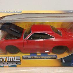 Diecast Collection Car/ 1969 Plymouth Road Runner