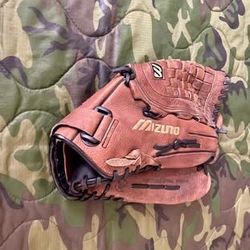 Mizuno World Win Professional Model Leather Fielders Glove RH