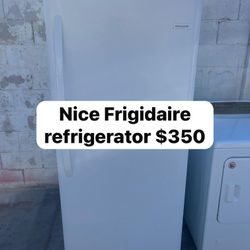 Nice Frigidaire Refrigerator 