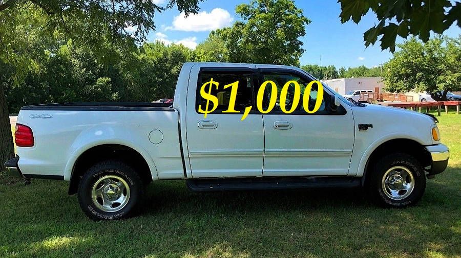 $1,OOO I'm seling URGENTLY 2OO2 Ford F-150 XLT Super Crew Cab 4-Door Pickup Everything is working great! Runs great and fun to drive!!!!