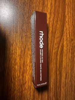 Rhode peptide lip gloss in espresso
