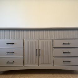  Credenza 