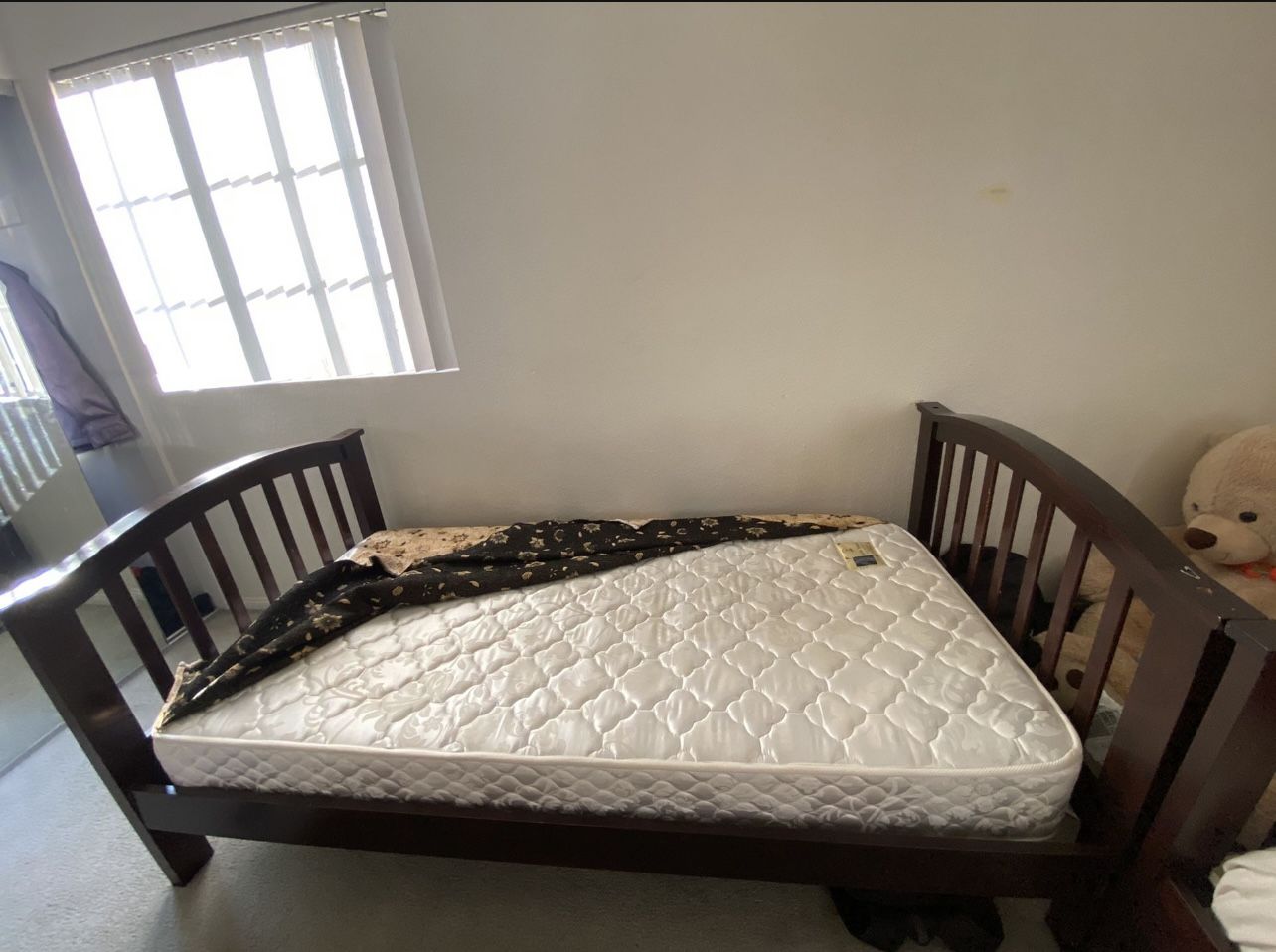 Twin Bed And Mattress