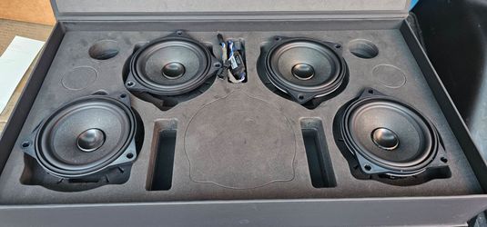OEM BMW Z4 E89 Speakers Set – 2010 BMW Z4 Factory Audio Speakers