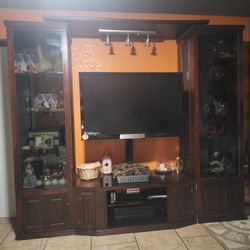 Entertainment Center TV $200
