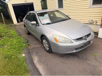 2003 Honda accord mint mint with 182k miles runs beautiful needs nothing at all